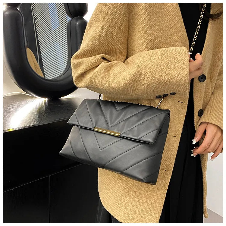 Simple Portable Casual Fashion Crossbody Diamond Embroidery Thread Chain Bag