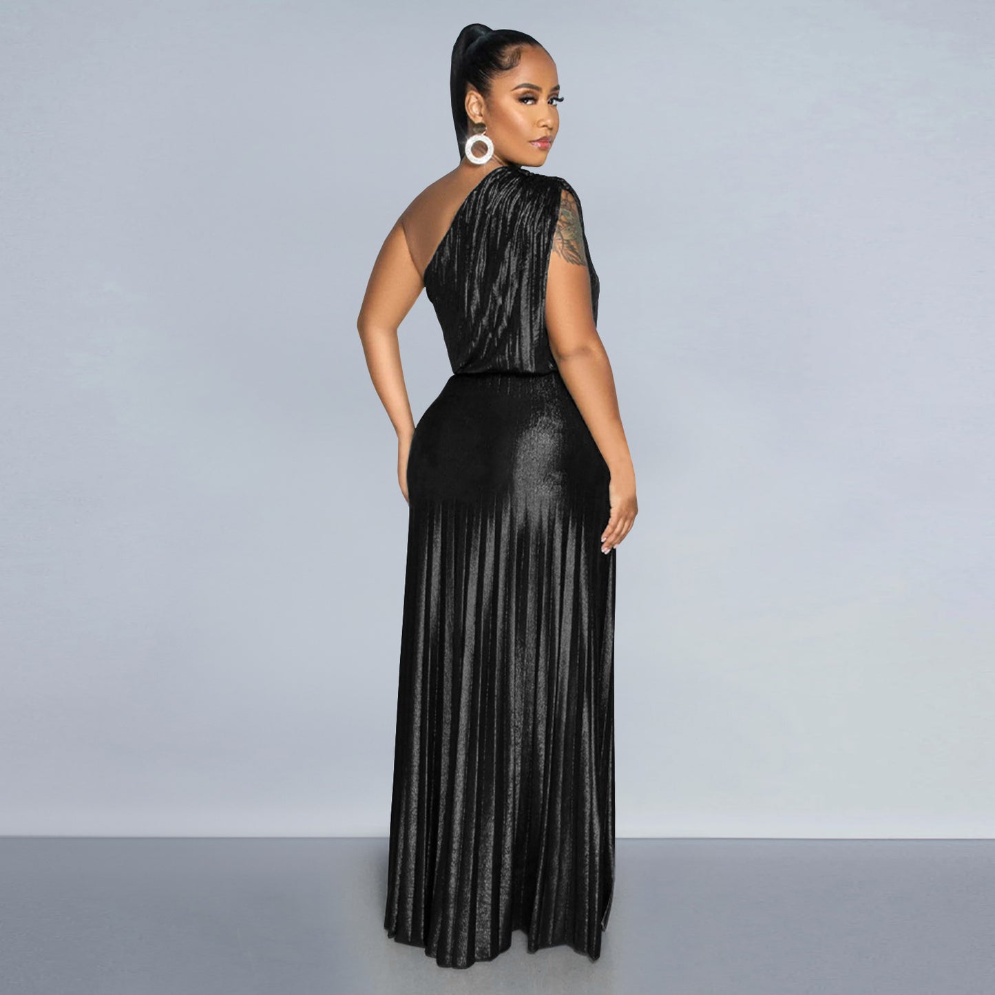 European And American Fashion Elegant Bronzing Oblique Shoulder Sleeveless Solid Color Dress