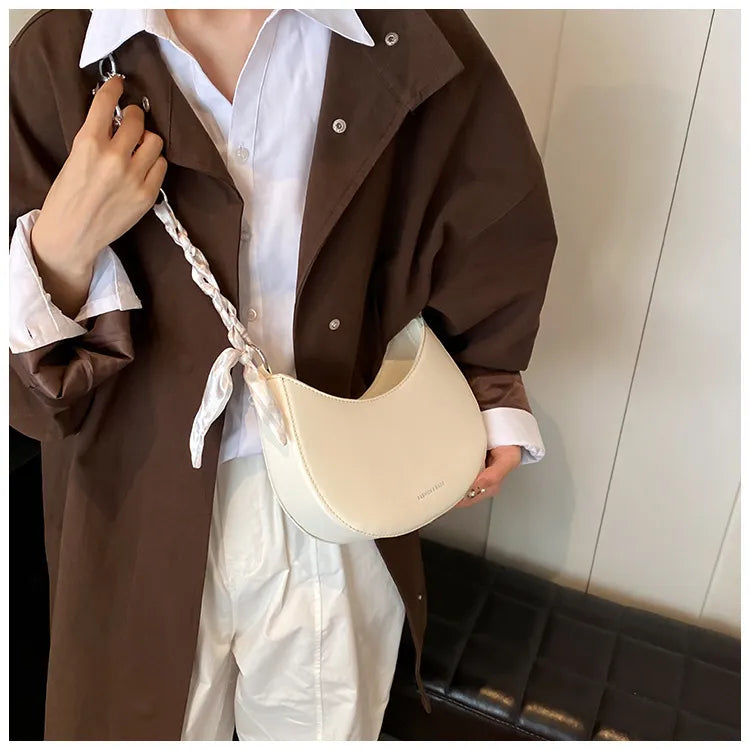 Simple All-match Retro Fashion Shoulder Trendy Small Saddle Bag