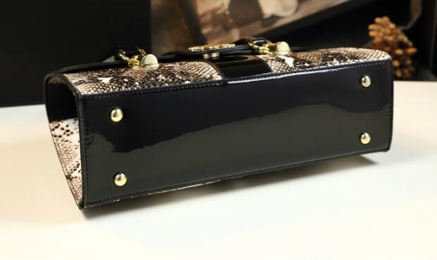 Women's Fashionable Cross Handbag