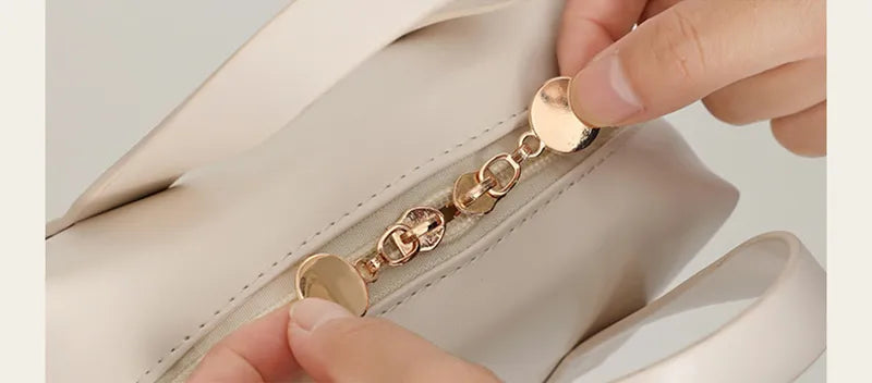 Handle-top Cosmetic Bag Ins Fashion Shell-shaped Handbag Toiletry Bags Travel High Capacity Portable Storage Make Up Bag