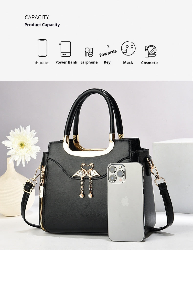 Retro Portable Crossbody Large Capacity Commuter Bag