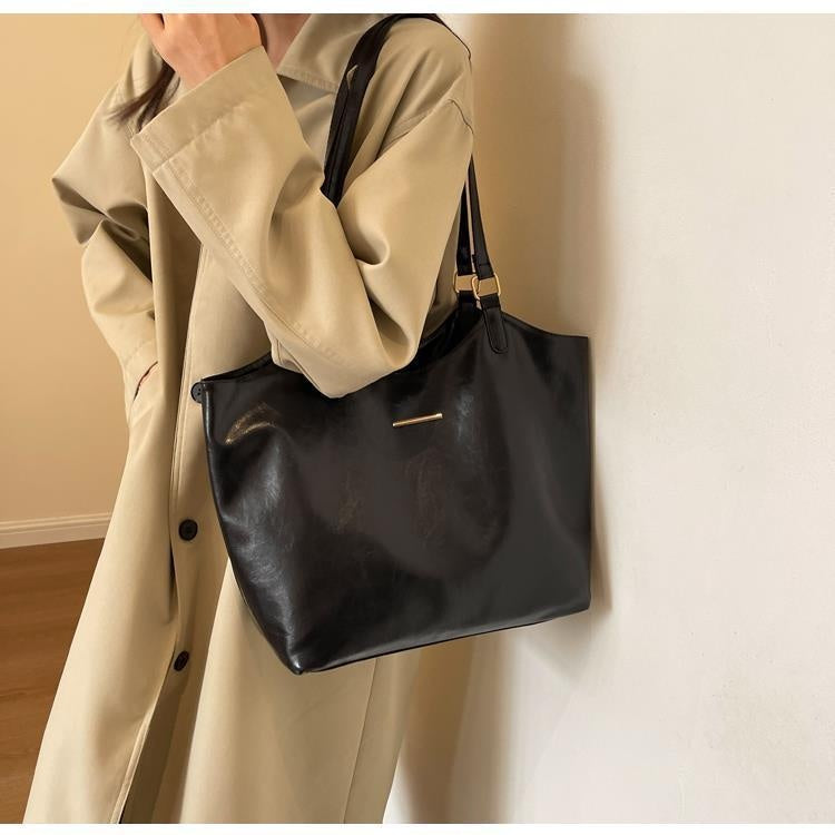 Fashionable Large-capacity One-shoulder Underarm Bag