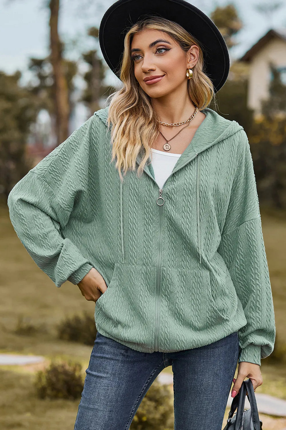 f0c55203-1503-4093-9249-a74bac22aa1d-Max