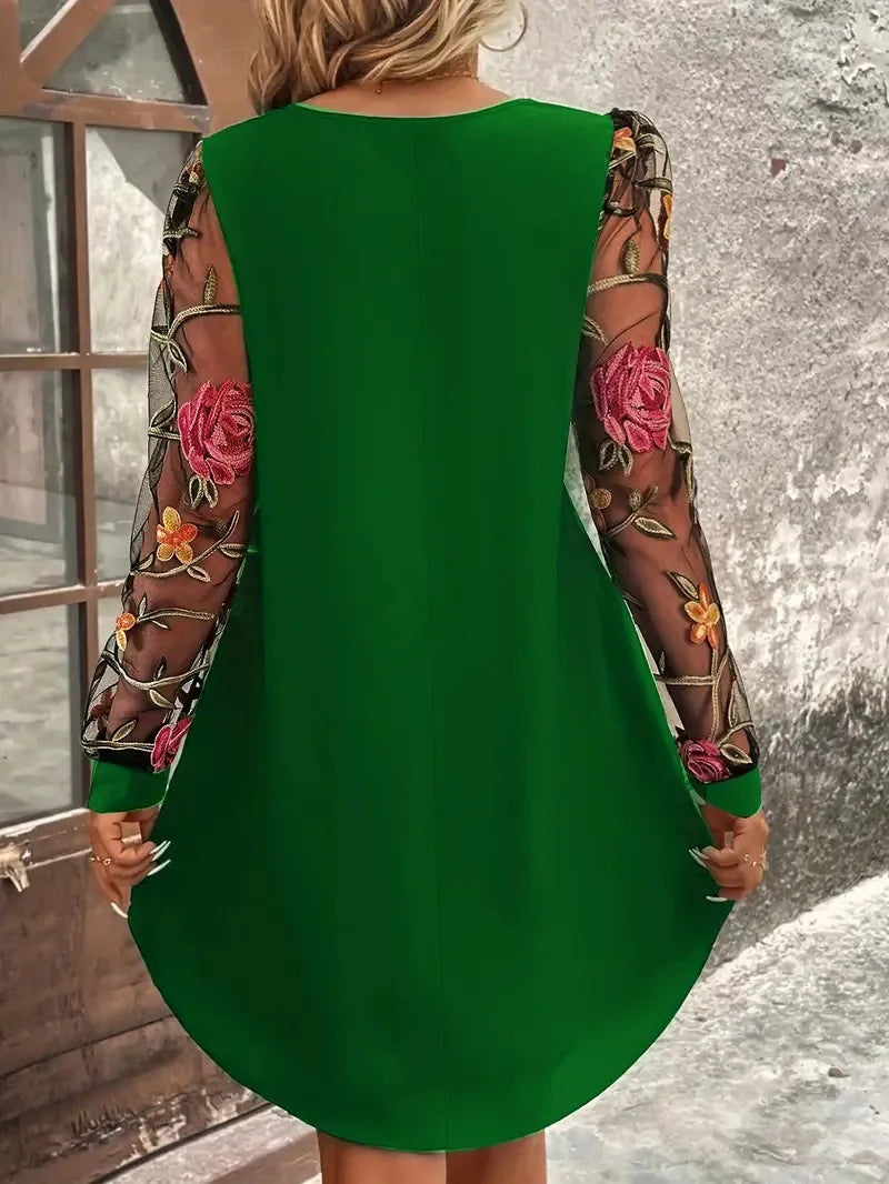 Women's Round Neck Lace Long Sleeve Dress