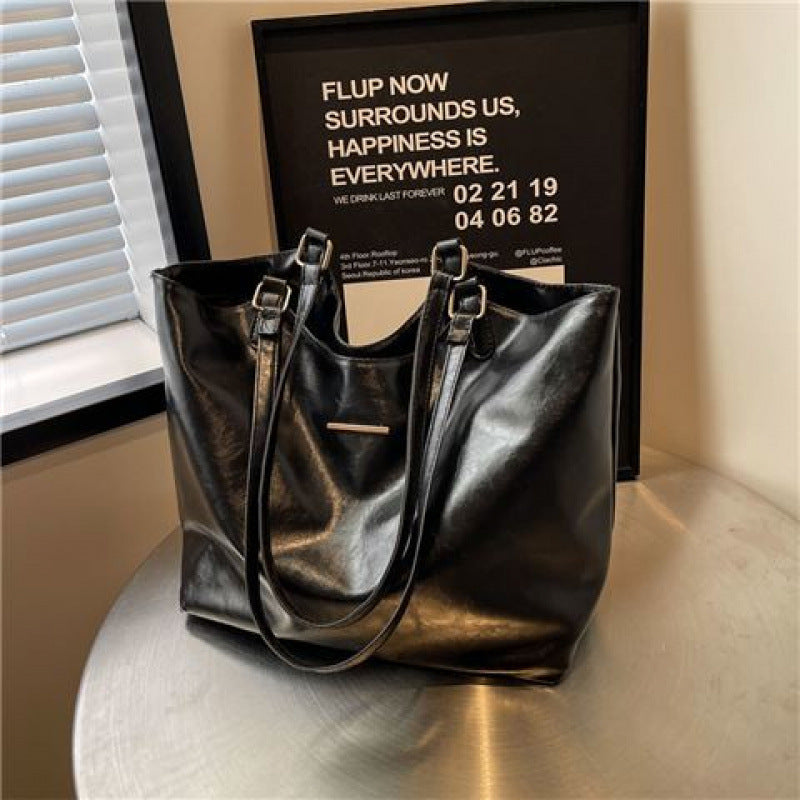 Fashionable Large-capacity One-shoulder Underarm Bag