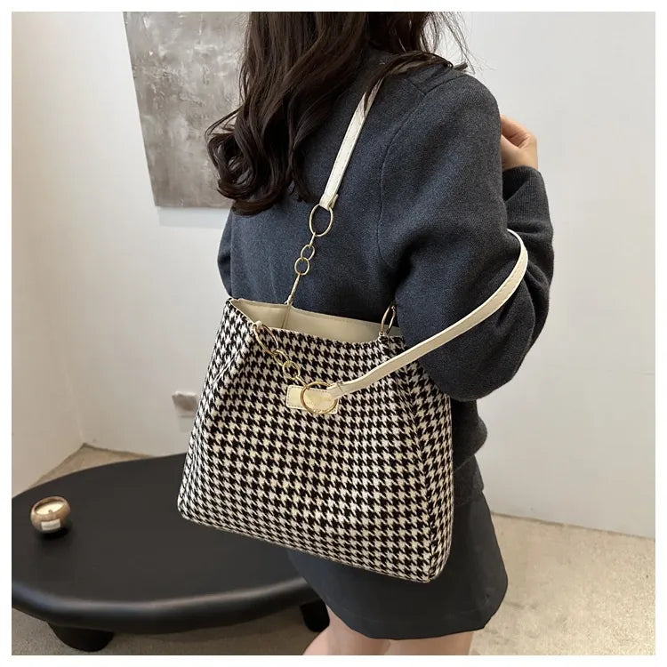 Fall Idle Style Chain Tote Shoulder Large Capacity