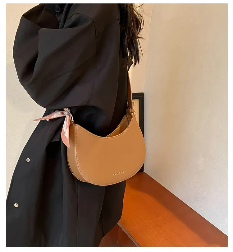 Simple All-match Retro Fashion Shoulder Trendy Small Saddle Bag