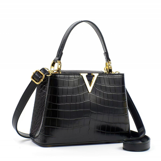 A Minimalist Tote Bag Is A Must-have For Spring And Summer