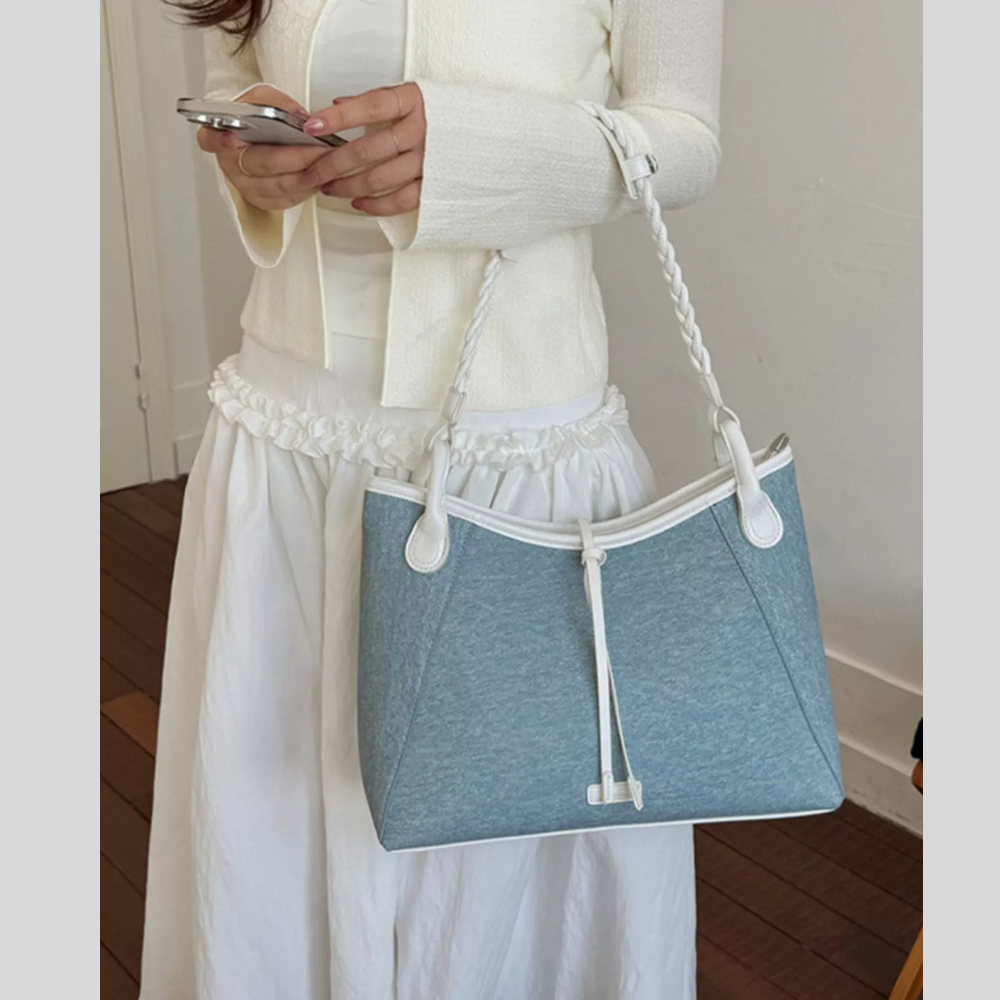 Casual Contrast Trim Shoulder Bag