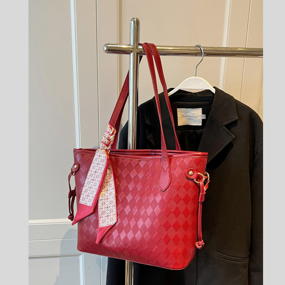 Diamond Pattern Tote Handbag