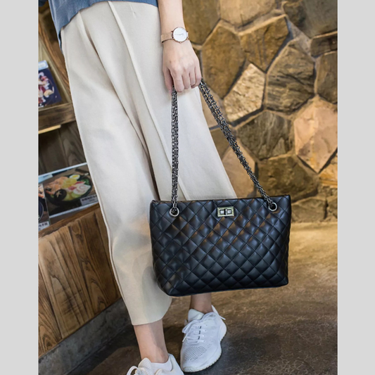 Quilted Chain Crossbody Bag