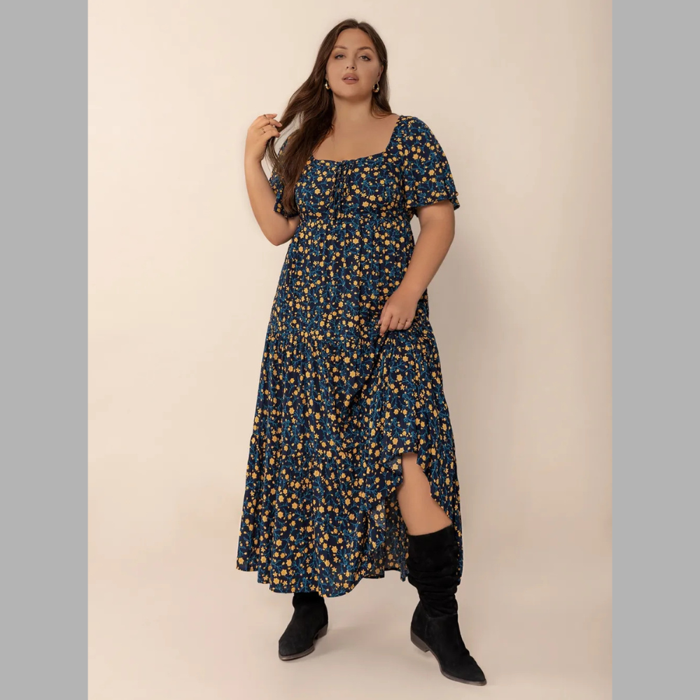 Plus Size Printed Short Sleeve Slit Tiered Maxi Dress