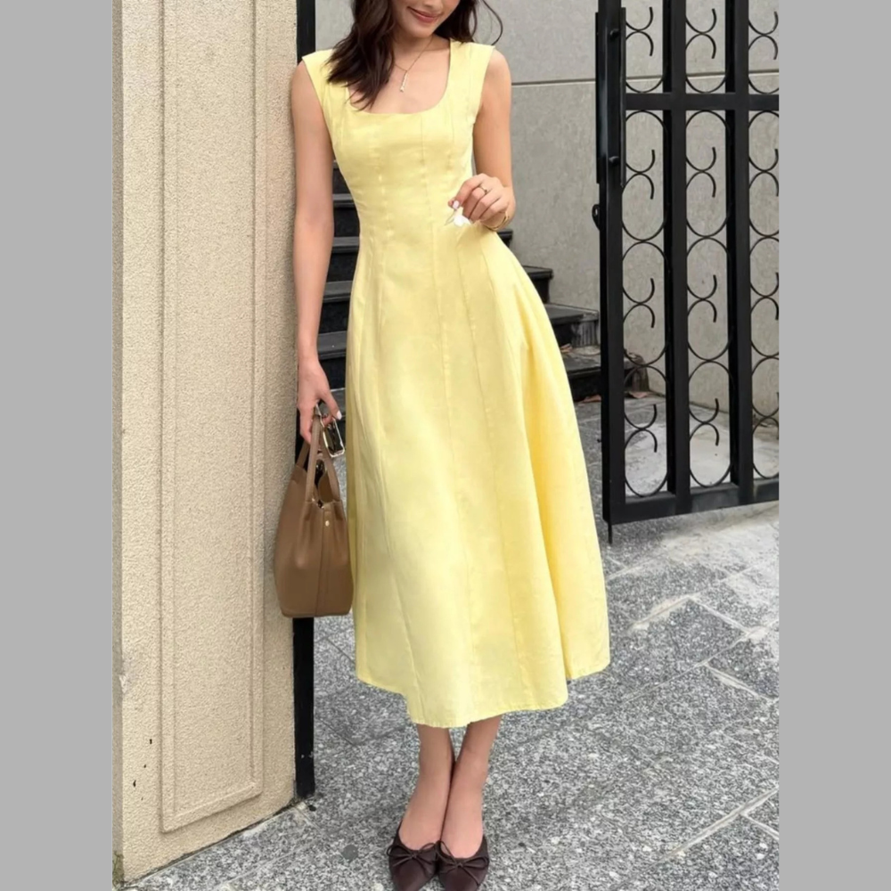 Sleeveless Scoop Neck A-Line Midi Dress